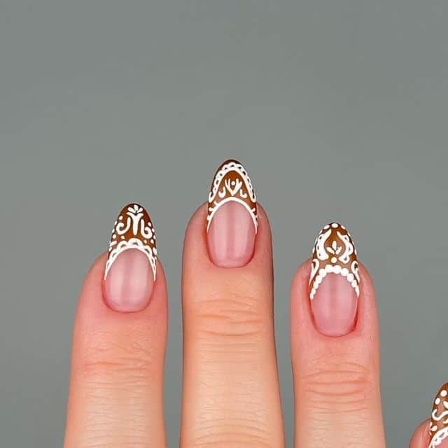 Gingerbread nails